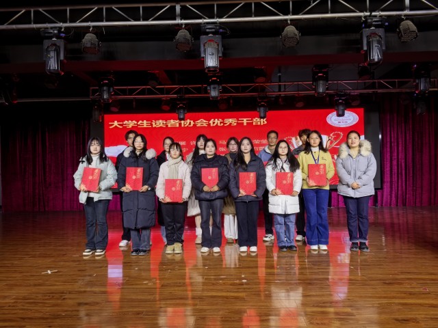 5873a3f998b805cf6d5cb52b0af01ee2_副本.jpg
